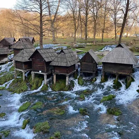Apartment D&d *